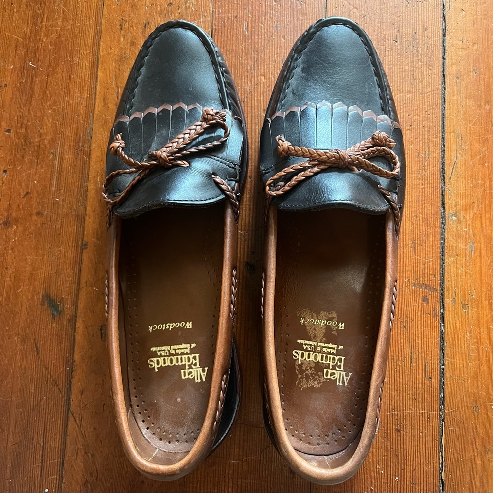 ALLEN EDMONDS Woodstock Loafer in Black and Brown Size 9.5